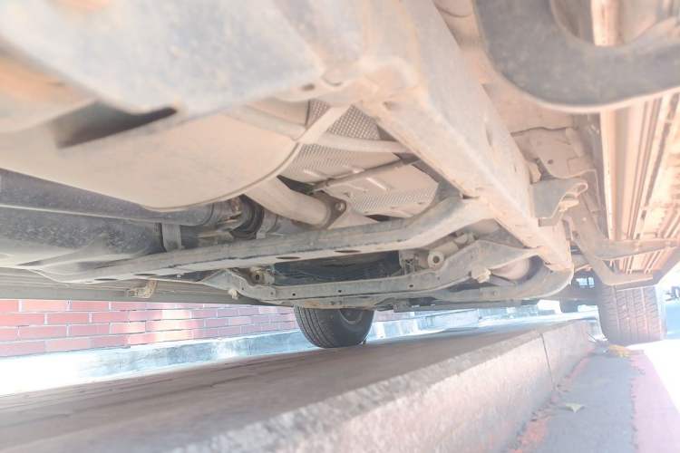 Used Great Wall Wingle 6 2017 2.4L Gasoline Two-Wheel Drive Elite Version 4G69 Chassis Rear Right