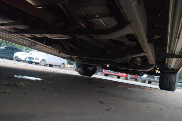 Used Great Wall Wingle 6 2017 2.4L Gasoline Two-Wheel Drive Elite Version 4G69 Chassis Rear Right