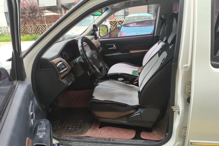 Used Great Wall Wingle 6 2017 2.4L Gasoline Two-Wheel Drive Elite Version 4G69 Driver Seat