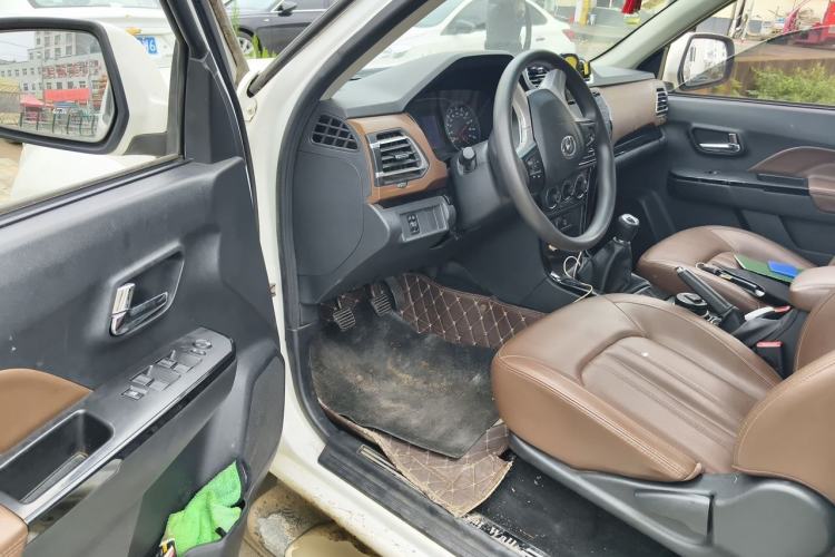 Used Great Wall Wingle 6 2017 2.4L Gasoline Two-Wheel Drive Elite Version 4G69 Driver Seat