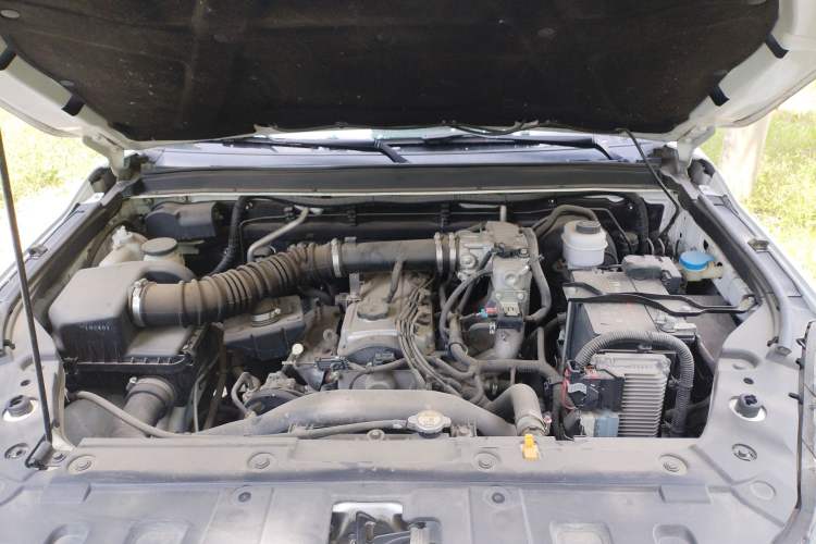 Used Great Wall Wingle 6 2017 2.4L Gasoline 4x4 Elite Version 4G69 Engine Bay