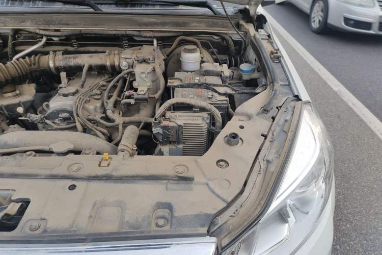 Used Great Wall Wingle 6 2017 2.4L Gasoline Two-Wheel Drive Elite Version 4G69 Engine Bay Left
