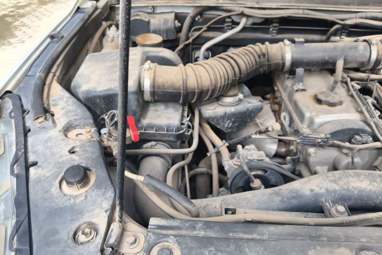 Used Great Wall Wingle 6 2017 2.4L Gasoline Two-Wheel Drive Elite Version 4G69 Engine Bay Right