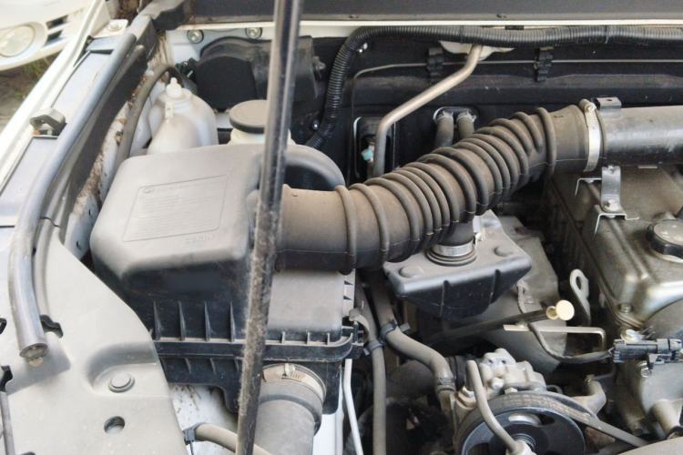 Used Great Wall Wingle 6 2017 2.4L Gasoline 4x4 Elite Version 4G69 Engine Bay Right