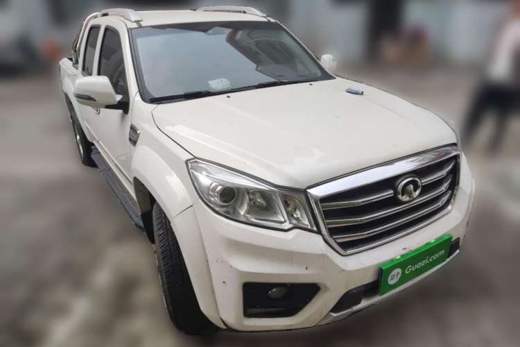 Used Great Wall Wingle 6 2017 2.4L Gasoline 4x4 Navigation Model 4G69 Front Right 45 Deg