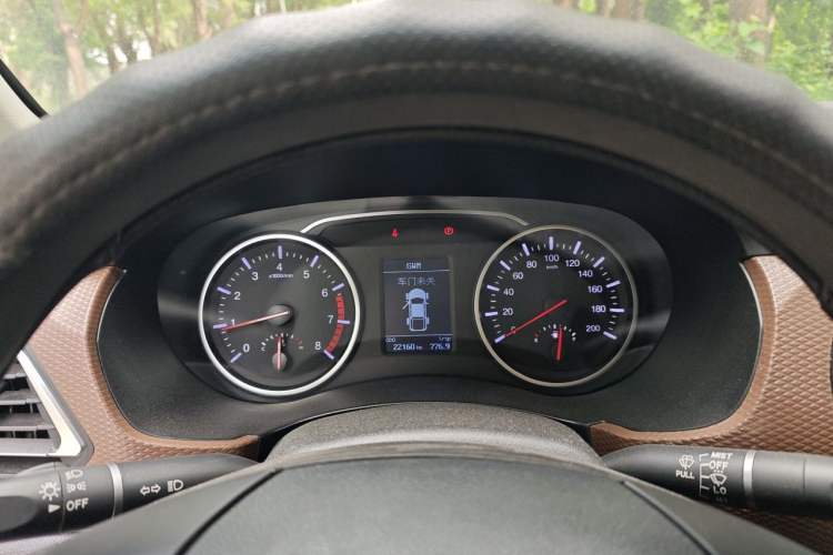 Used Great Wall Wingle 6 2017 2.4L Gasoline Two-Wheel Drive Elite Version 4G69 Instrument Cluster