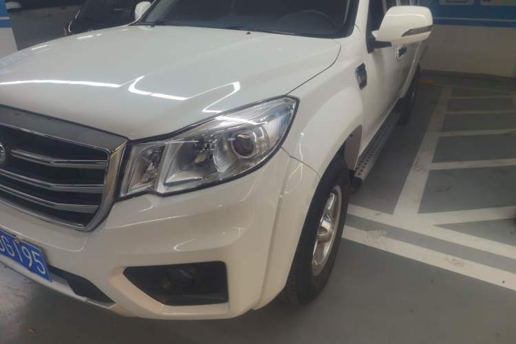 Used Great Wall Wingle 6 2017 2.4L Gasoline 4x4 Elite Version 4G69 Left Front Headlight