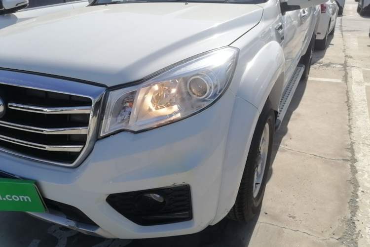 Used Great Wall Wingle 6 2017 2.4L Gasoline 4x4 Elite Version 4G69 Left Front Headlight