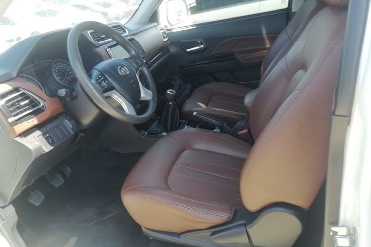 Used Great Wall Wingle 6 2017 2.4L Gasoline 4x4 Elite Version 4G69 Left Front Seat