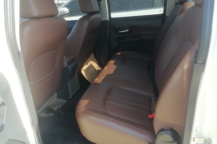 Used Great Wall Wingle 6 2017 2.4L Gasoline 4x4 Elite Version 4G69 Left Rear Seat