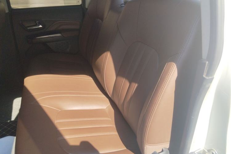 Used Great Wall Wingle 6 2017 2.4L Gasoline 4x4 Navigation Model 4G69 Left Rear Seat