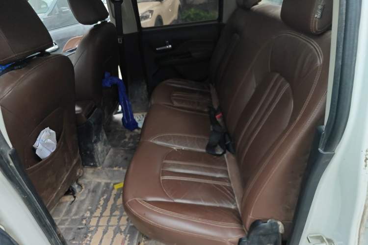 Used Great Wall Wingle 6 2017 2.4L Gasoline 4x4 Navigation Model 4G69 Left Rear Seat