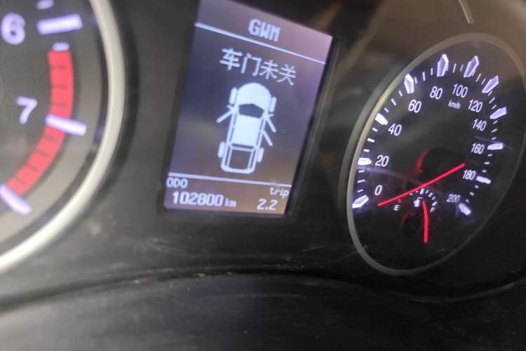 Used Great Wall Wingle 6 2017 2.4L Gasoline 4x4 Navigation Model 4G69 Odometer Close Up