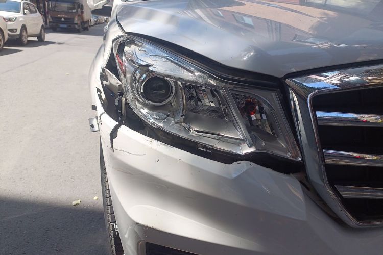 Used Great Wall Wingle 6 2017 2.4L Gasoline Two-Wheel Drive Elite Version 4G69 Right Front Headlight