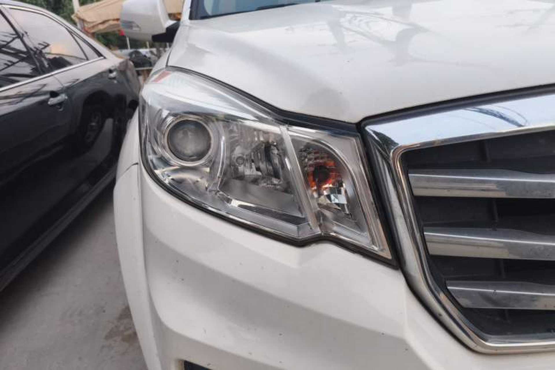 Used Great Wall Wingle 6 2017 2.4L Gasoline Two-Wheel Drive Elite Version 4G69 Right Front Headlight