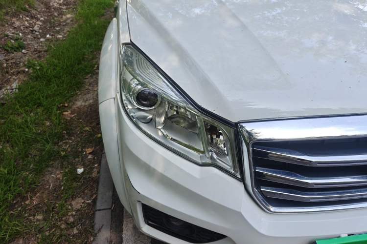 Used Great Wall Wingle 6 2017 2.4L Gasoline Two-Wheel Drive Elite Version 4G69 Right Front Headlight