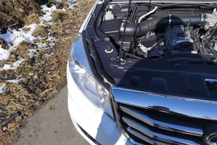 Used Great Wall Wingle 6 2017 2.4L Gasoline Two-Wheel Drive Elite Version 4G69 Right Front Headlight