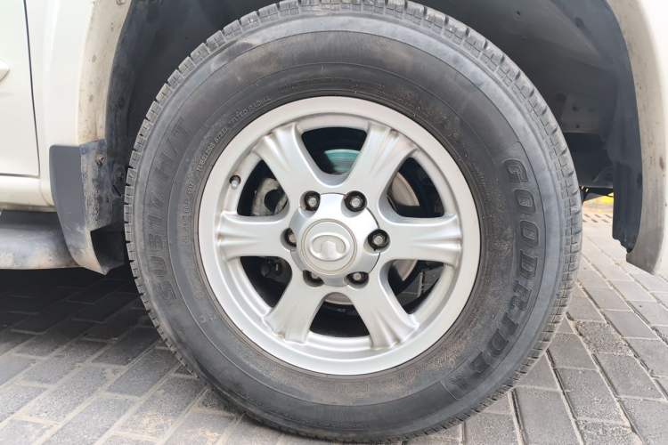 Used Great Wall Wingle 6 2017 2.4L Gasoline Two-Wheel Drive Elite Version 4G69 Right Front Wheel Hub