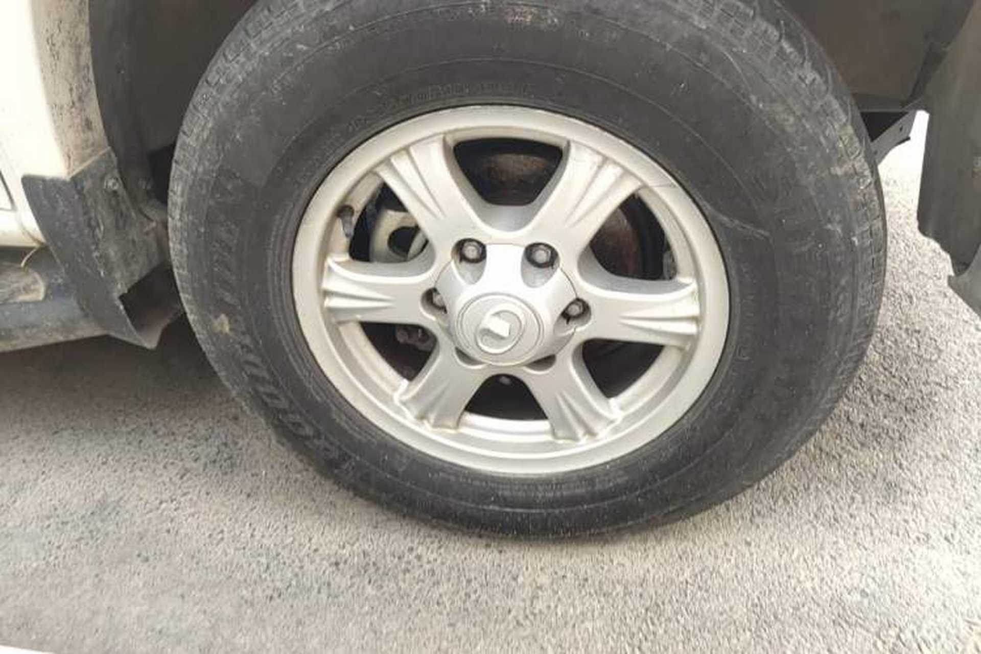 Used Great Wall Wingle 6 2017 2.0T Diesel 4x4 Navigation Version 4D20D Right Front Wheel Hub