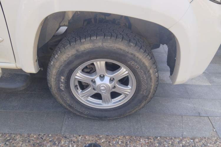 Used Great Wall Wingle 6 2017 2.4L Gasoline 4x4 Navigation Model 4G69 Right Front Wheel Hub