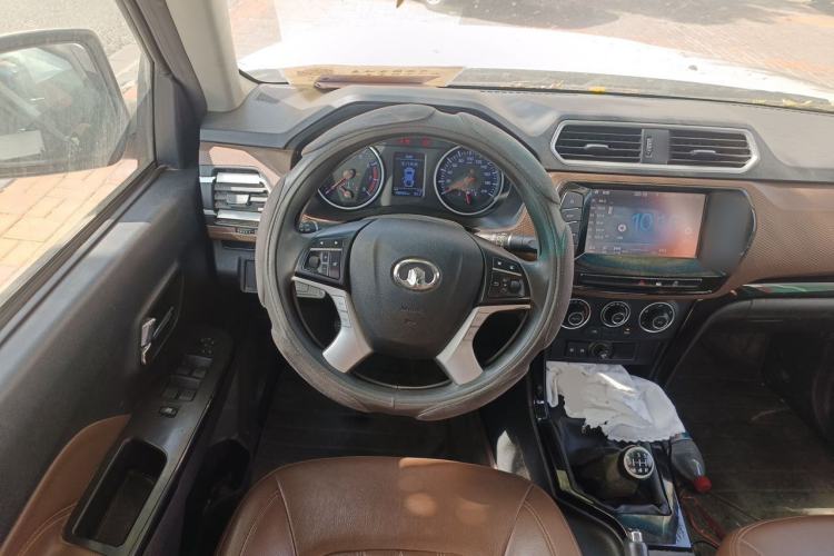 Used Great Wall Wingle 6 2017 2.4L Gasoline Two-Wheel Drive Elite Version 4G69 Steering Wheel