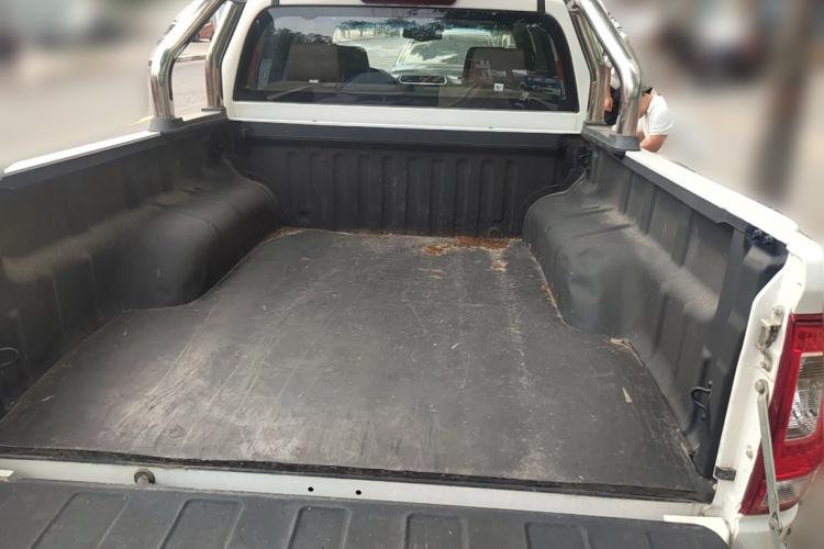 Used Great Wall Wingle 6 2017 2.0T Diesel 4x4 Navigation Version 4D20D Trunk