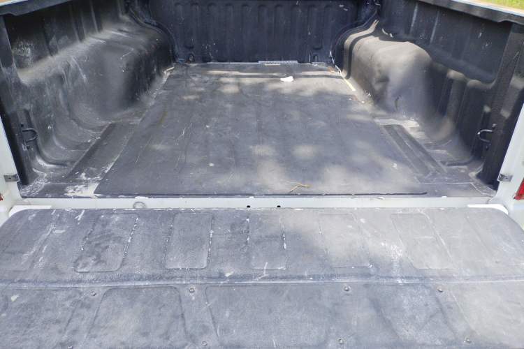 Used Great Wall Wingle 6 2017 2.4L Gasoline 4x4 Elite Version 4G69 Trunk