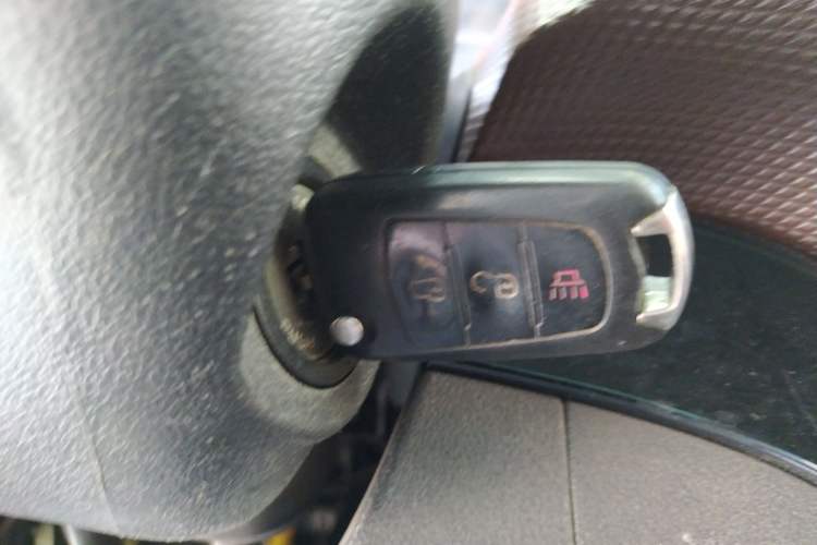 Used Great Wall Wingle 6 2017 2.0T Diesel Two-Wheel Drive Navigation Version 4D20D Vehicle Key