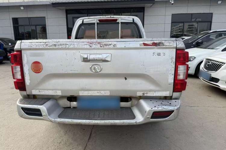 Used Great Wall Wingle 7 2019 2.0T Diesel Two-Wheel Drive Value Edition China VI Standard Big Double Cab GW4D20M Exterior 4