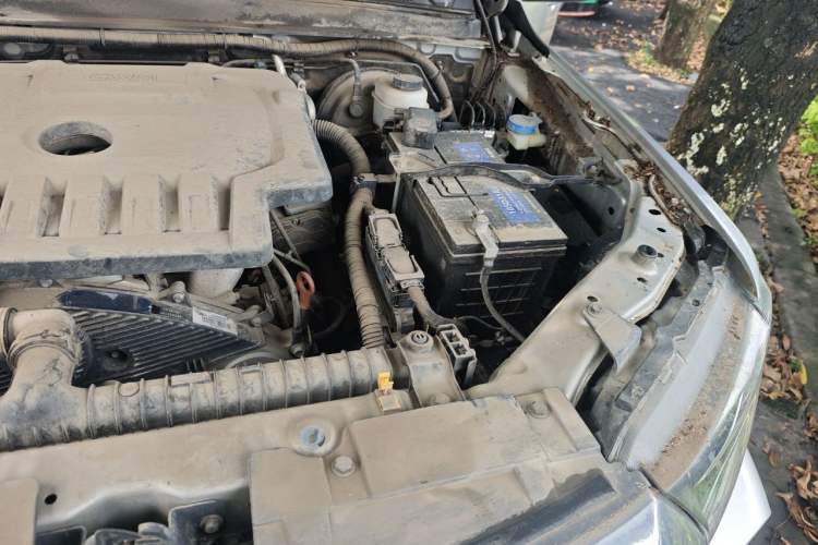 Used Great Wall Wingle 7 2018 2.0T Two-Wheel Drive Elite Version Big Double 4D20D Engine Bay Left