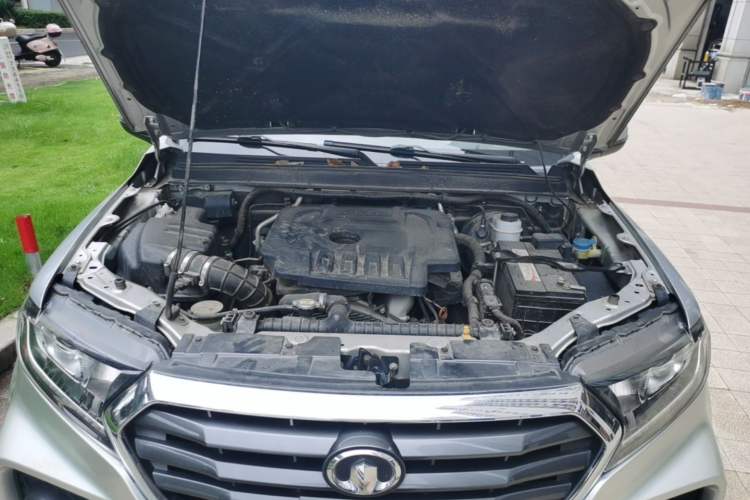 Used Great Wall Wingle 7 2018 2.0T Two-Wheel Drive Elite Version Big Double 4D20D Engine Bay