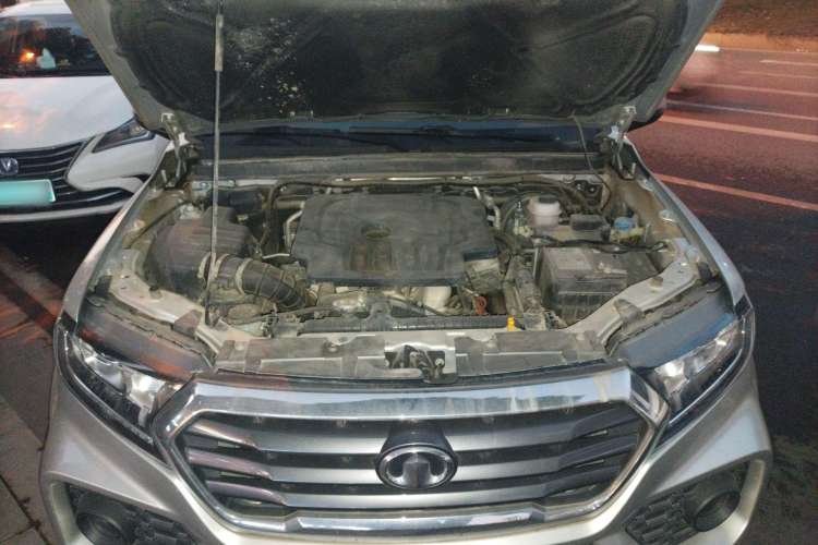 Used Great Wall Wingle 7 2018 2.0T Two-Wheel Drive Elite Version Big Double 4D20D Engine Bay