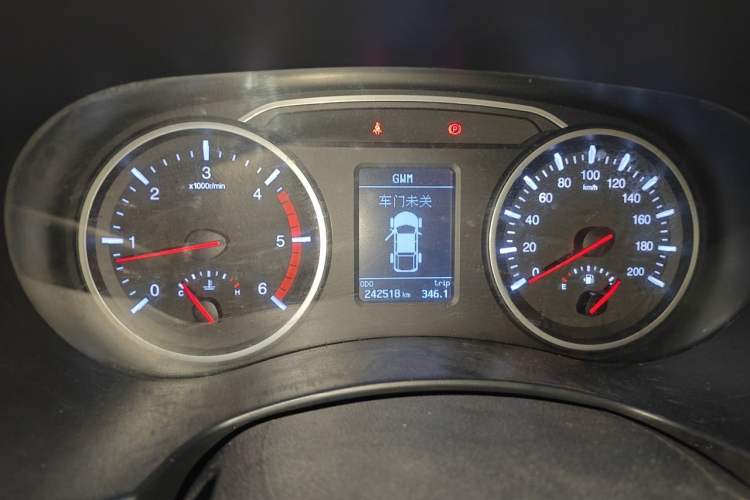 Used Great Wall Wingle 7 2018 2.0T Two-Wheel Drive Elite Version Big Double 4D20D Instrument Cluster