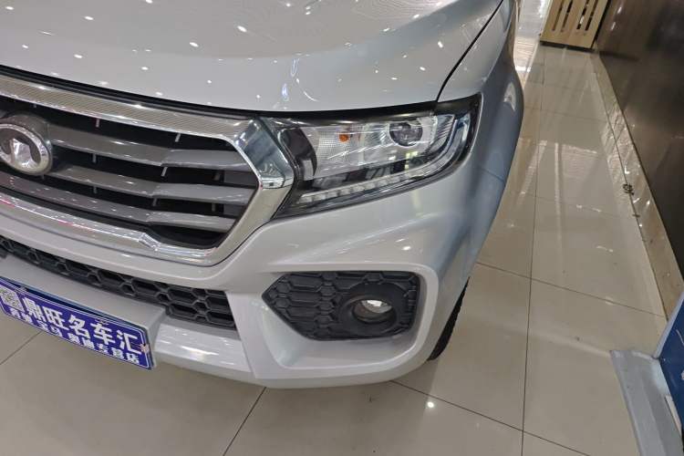 Used Great Wall Wingle 7 2018 2.0T Two-Wheel Drive Elite Version Big Double 4D20D Left Front Headlight