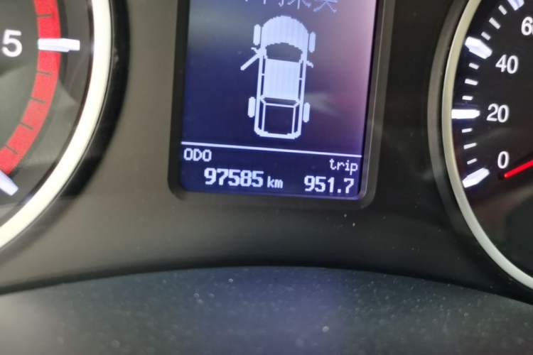 Used Great Wall Wingle 7 2018 2.0T Two-Wheel Drive Elite Version Big Double 4D20D Odometer Close Up