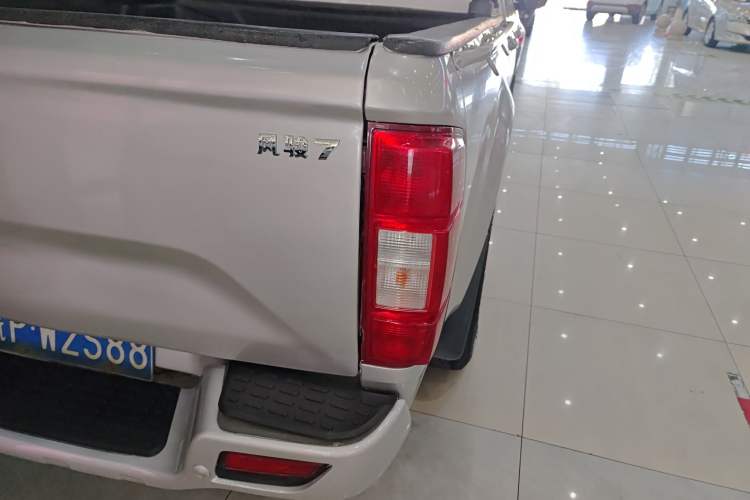 Used Great Wall Wingle 7 2018 2.0T Two-Wheel Drive Elite Version Big Double 4D20D Right Rear Taillight
