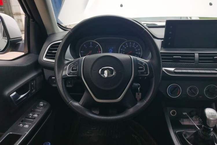 Used Great Wall Wingle 7 2018 2.0T Two-Wheel Drive Elite Version Big Double 4D20D Steering Wheel