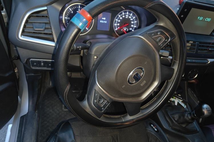 Used Great Wall Wingle 7 2018 2.0T Two-Wheel Drive Elite Version Big Double 4D20D Steering Wheel