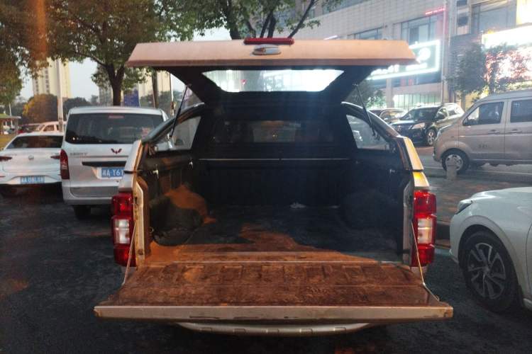 Used Great Wall Wingle 7 2018 2.0T Two-Wheel Drive Elite Version Big Double 4D20D Trunk