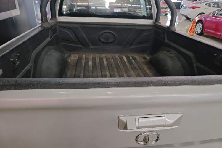 Used Great Wall Wingle 7 2018 2.0T Two-Wheel Drive Elite Version Big Double 4D20D Trunk