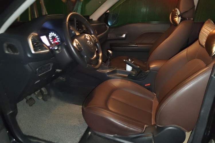 Used Great Wall Wingle 7 2019 2.0T Gasoline Two-Wheel Drive Value Edition China VI Standard Compact SUV GW4C20B Left Front Seat