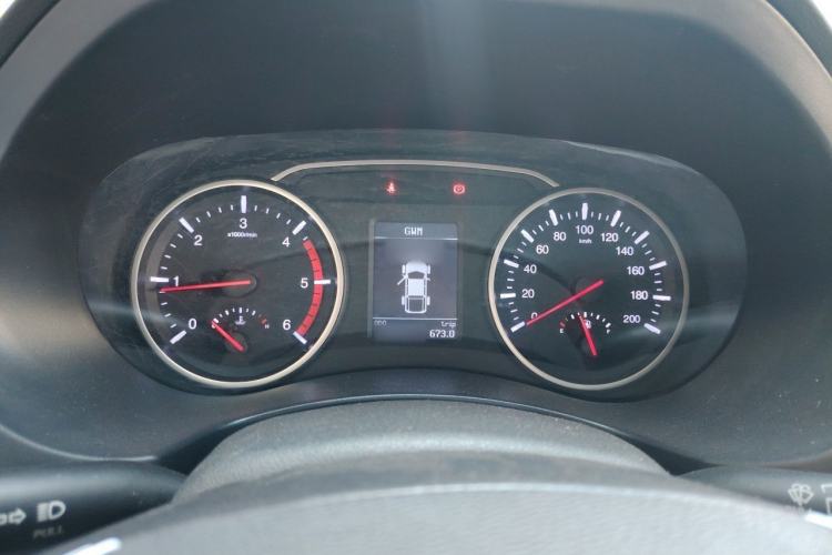 Used Great Wall Wingle 7 2019 2.0T Diesel Two-Wheel Drive Value Edition China VI Standard Big Double Cab GW4D20M Instrument Cluster