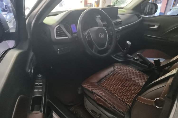 Used Great Wall Wingle 7 2019 2.0T Four-Wheel Drive Value Edition Big Double 4D20D Driver Seat