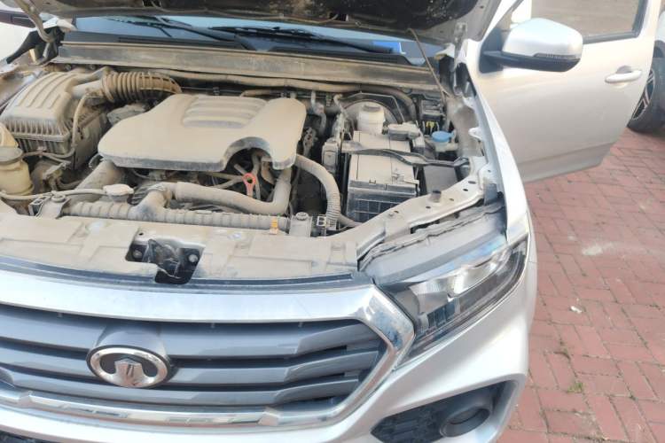 Used Great Wall Wingle 7 2019 2.0T Diesel 4x4 Value Edition China VI Standard Big Double Cab – GW4D20M Engine Bay Left