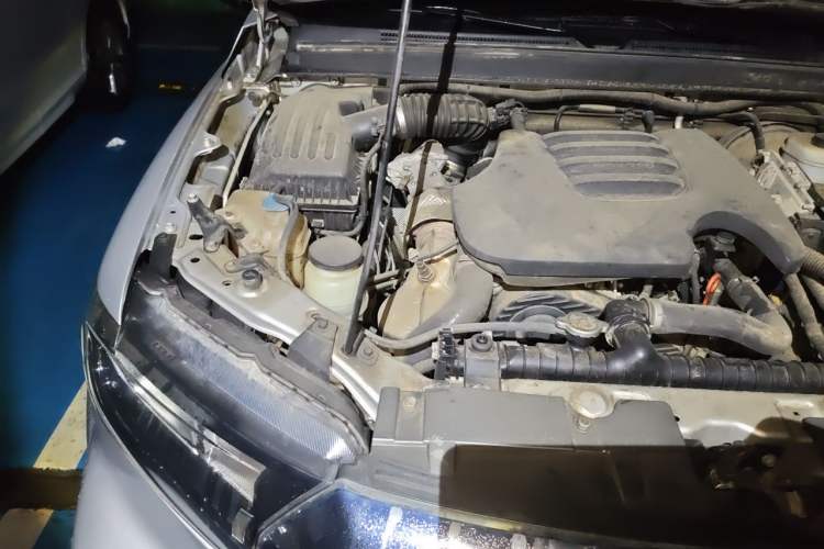 Used Great Wall Wingle 7 2019 2.0T Gasoline Two-Wheel Drive Value Edition China VI Standard Big Double GW4C20B Engine Bay Right