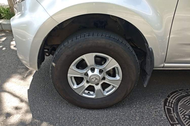 Used Great Wall Wingle 7 2019 2.0T Diesel Two-Wheel Drive Value Edition China VI Standard Big Double Cab GW4D20M Exterior 4