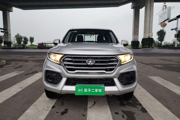 Used Great Wall Wingle 7 2019 2.0T Diesel Two-Wheel Drive Value Edition China VI Standard Big Double Cab GW4D20M Front
