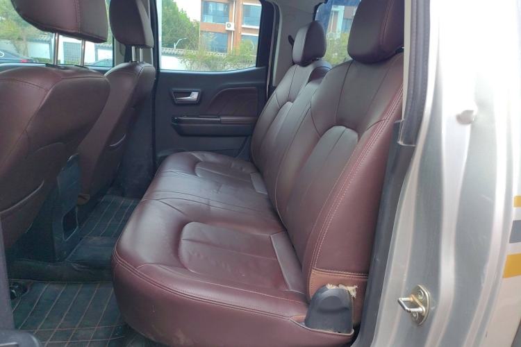 Used Great Wall Wingle 7 2019 2.0T Diesel 4x4 Elite Version China VI Standard Big Double Cab – GW4D20M Interior 4