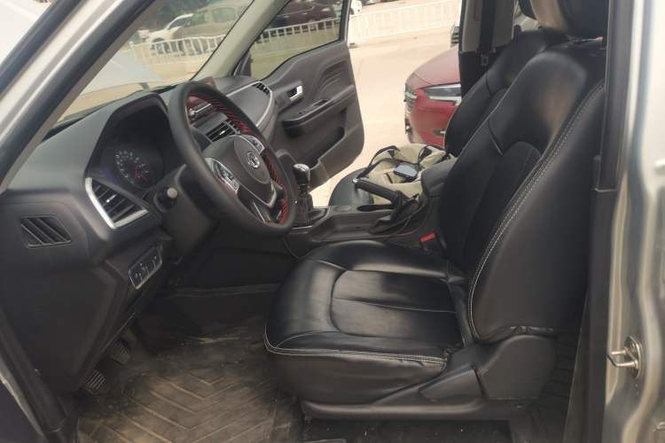 Used Great Wall Wingle 7 2019 2.0T Diesel Two-Wheel Drive Value Edition China VI Standard Big Double Cab GW4D20M Left Front Seat
