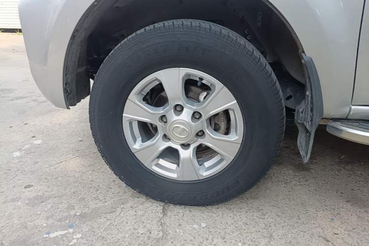 Used Great Wall Wingle 7 2019 2.0T Diesel Two-Wheel Drive Elite Version China VI Standard Big Double Cabin GW4D20M Left Front Wheel Hub